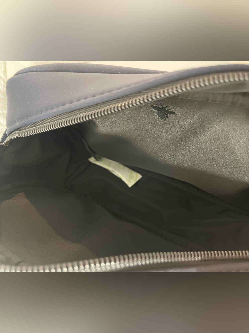 Men’s Christian Dior Beauty Nylon Navy Toiletry Bag Dopp Kit NWT - Picture 4 of 6